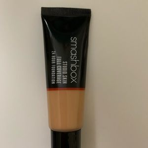 Smashbox studio skin full coverage foundation